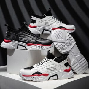 Sports shoes