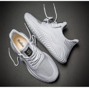 Sports casual shoes
